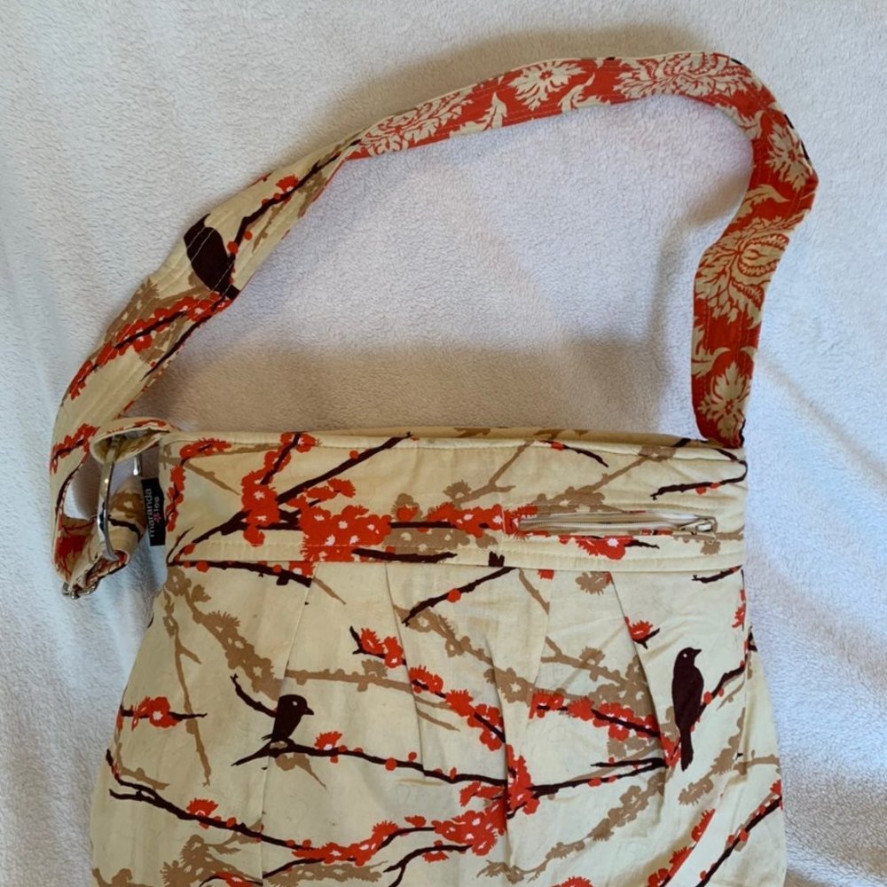 Maranda Lee Women's Tote - Picture 2 of 2